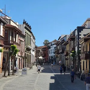 https://casa-andrea-teror.in-canary-islands.com