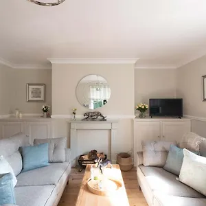 https://no-9-by-the-park-apartment.yorkshirehotels.net