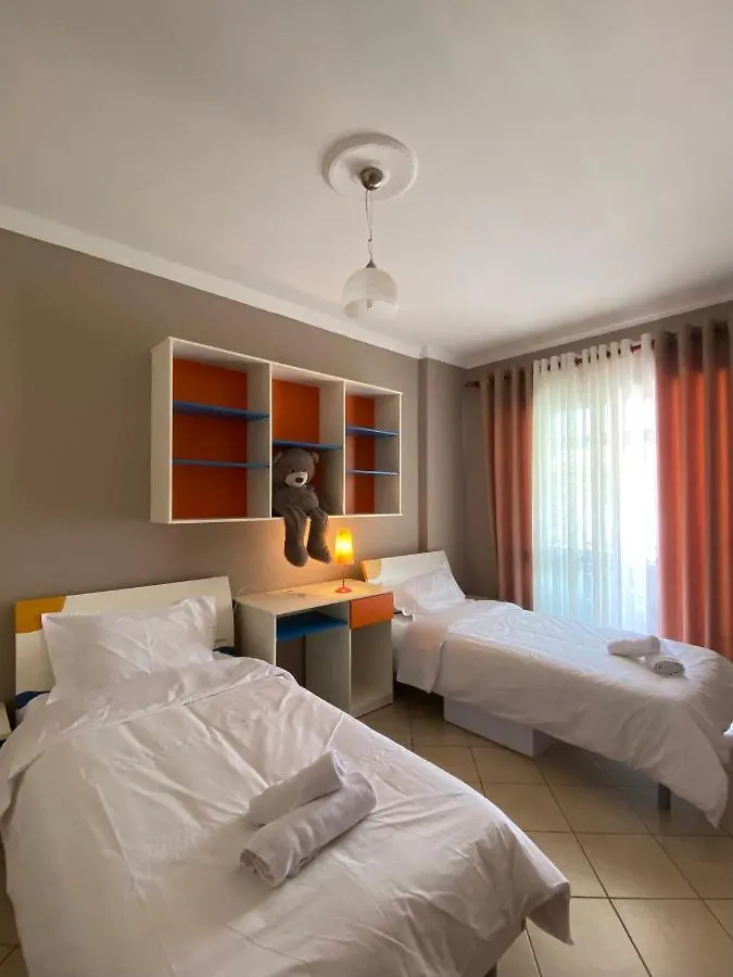 Apartment Cloud8 Apt With Castle View, 7Km From The Beach Lezhe Albania